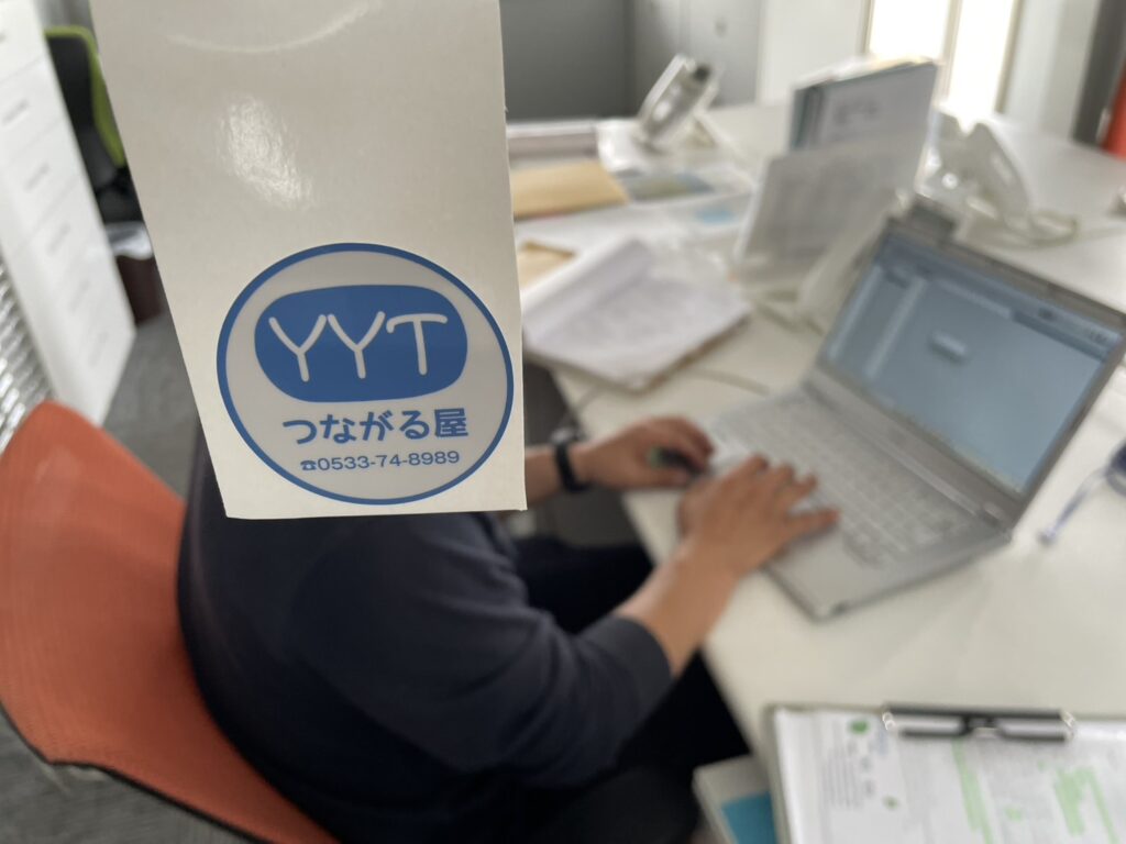 愛知県弥富市‐中古ビジネスフォン4台設置工事‐写真8